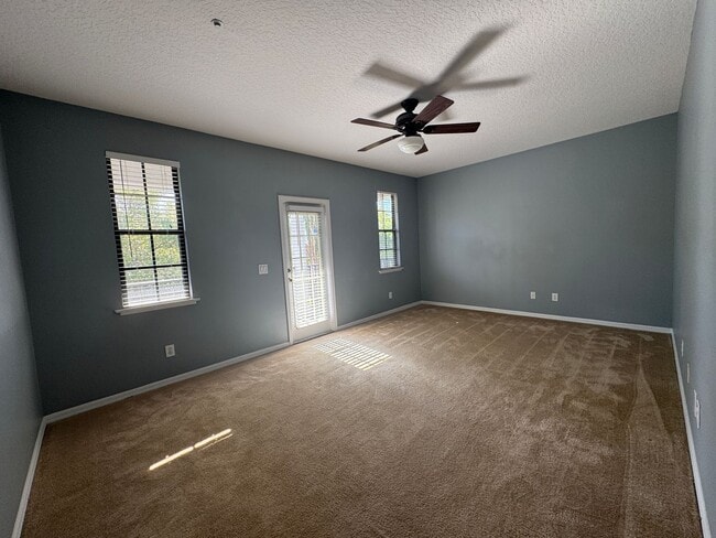 Building Photo - Beautiful Pool Home In the Lake Nona Area