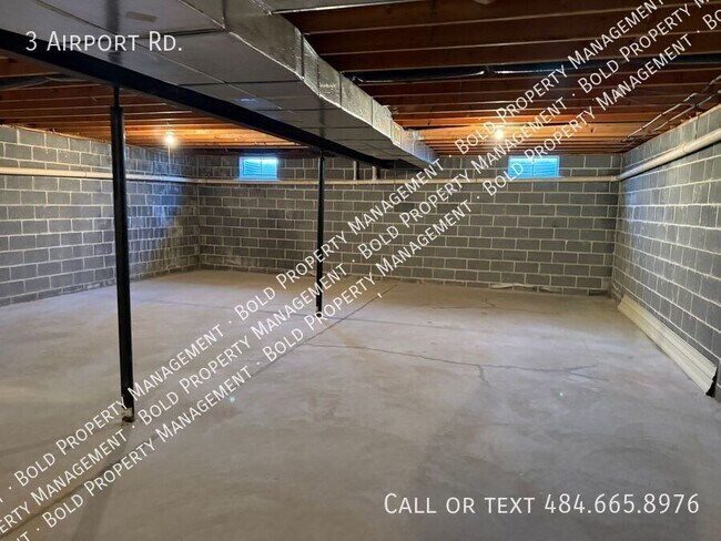 Building Photo - 3 Airport Rd