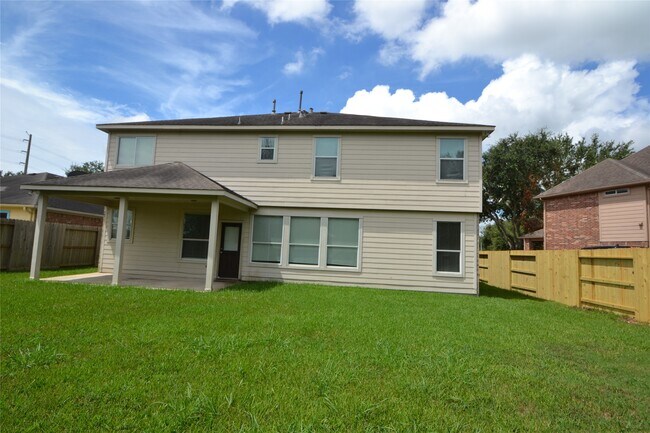 Building Photo - 2110 Banfield Ct