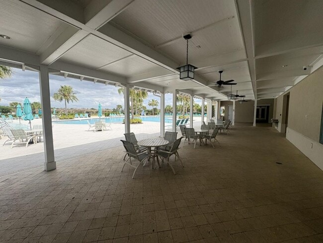 Building Photo - 11306 Leland Groves Dr