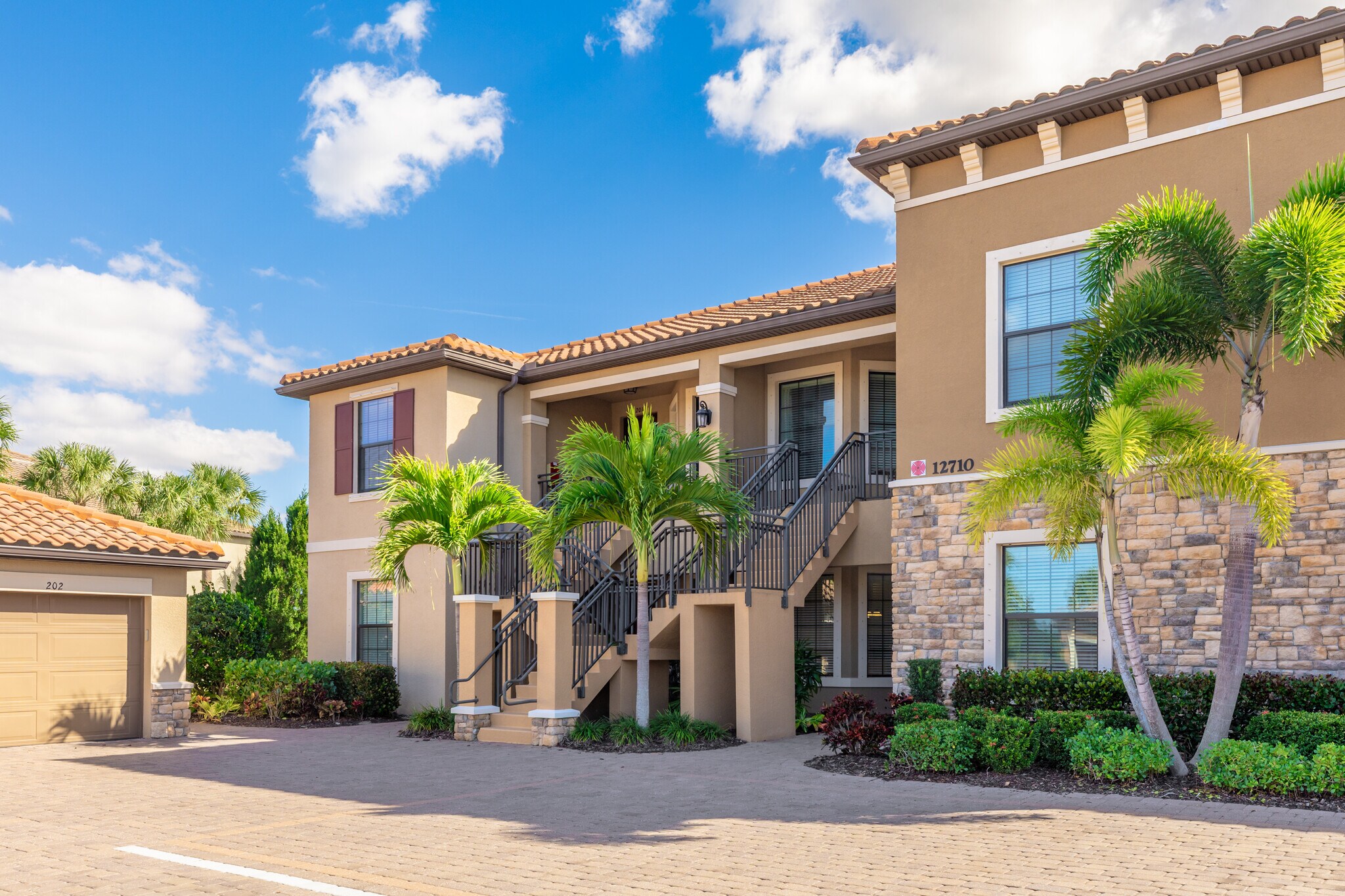 Prestigious Esplanade Community - 12710 Sorrento Way