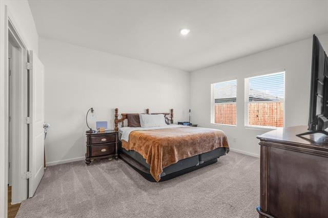 Building Photo - 4916 Knob Dr