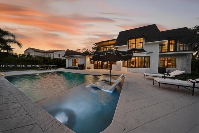 Building Photo - 4312 NE 22nd Ave