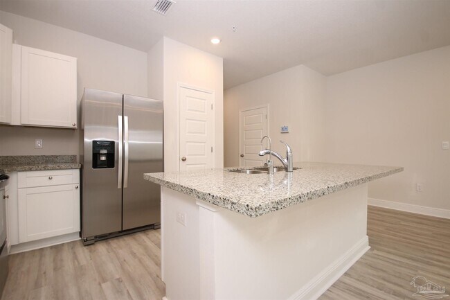 Building Photo - 8686 Meadow Flower Ln