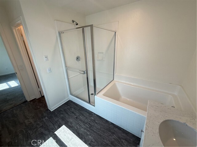 Building Photo - 672 Suukat Ct