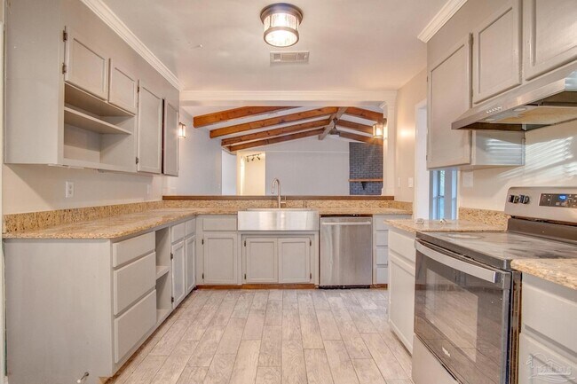 Building Photo - 5910 Limestone Rd