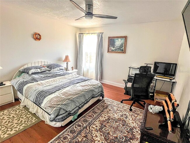 Building Photo - 7035 Brickell Ct