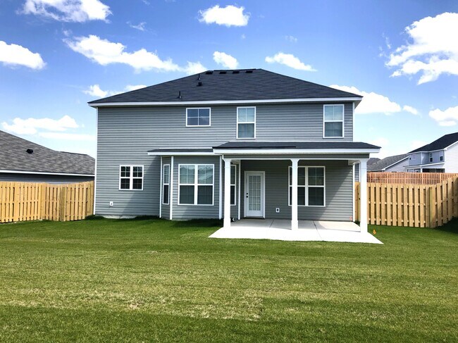 Building Photo - 1052 Mulford Lp