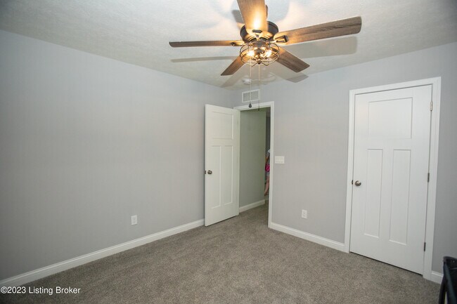 Building Photo - 454 Copper Creek Dr
