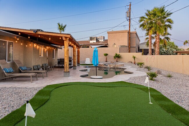 Building Photo - 3280 Rocking Horse Dr