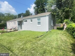 Building Photo - 7702 Normandy Rd