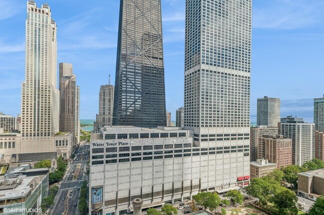 Building Photo - 777 N Michigan Ave