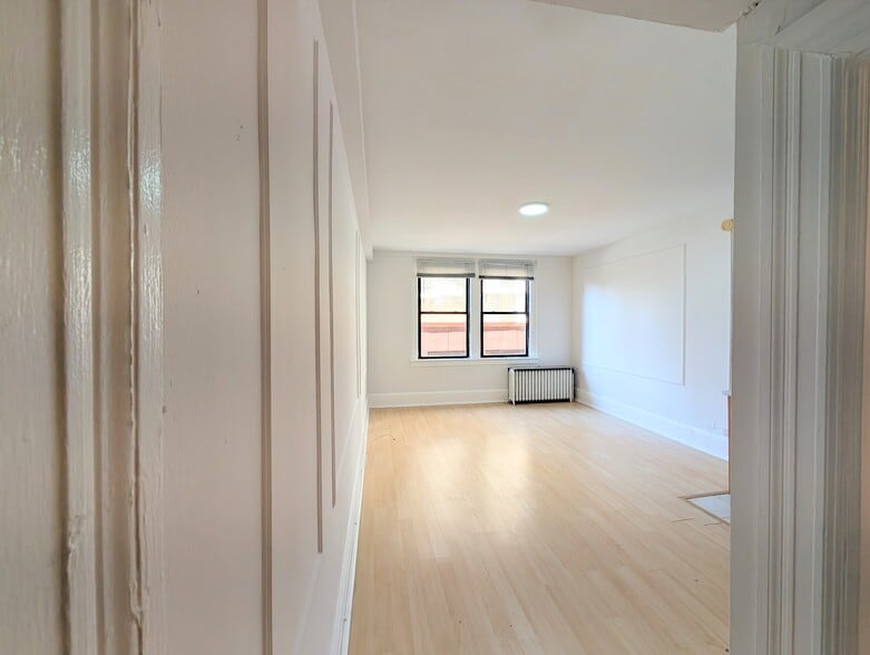 Building Photo - 1324 Locust St