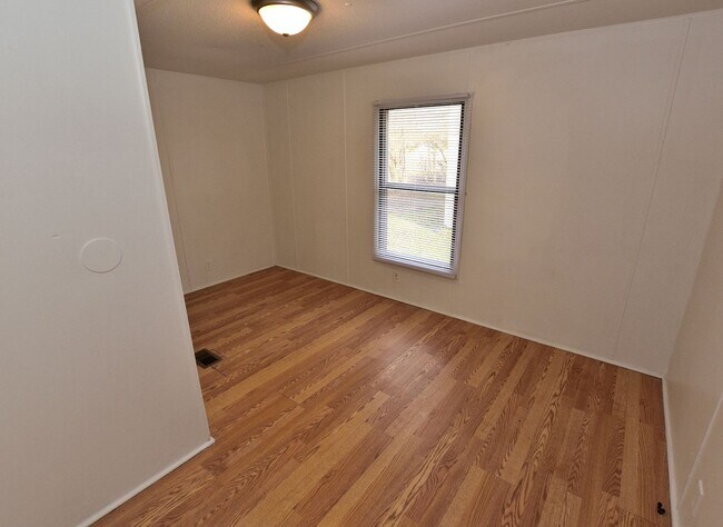 Building Photo - 10059 NC-43