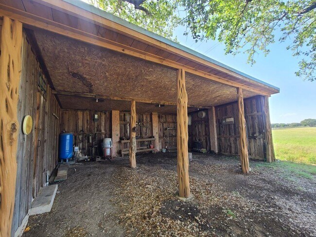 Building Photo - 1115 Co Rd 414