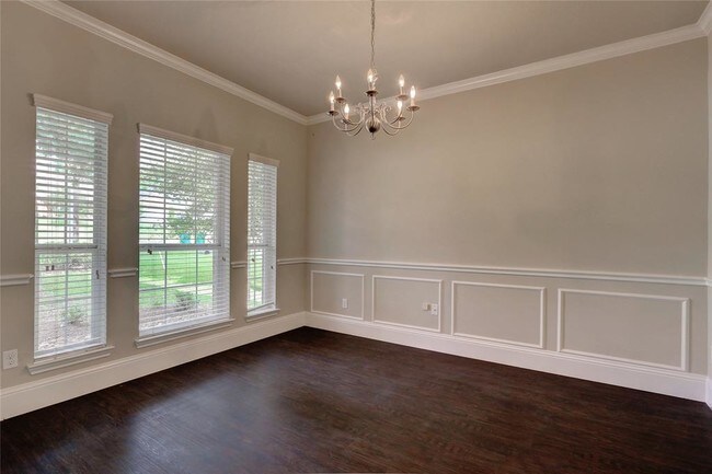 Building Photo - 10567 Sunflower Dr