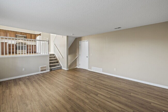 Building Photo - Convenient, Comfortable, and Close to Fort Carson and I-25! – 3BR Tri-Level in Colorado Springs!