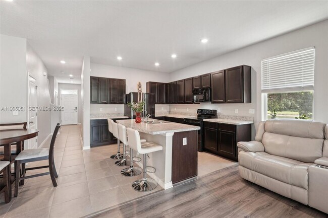 Building Photo - 508 Glenn Cross Dr