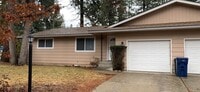 Building Photo - 5223-5225 N Pinegrove Ct