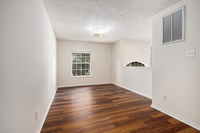 Building Photo - 2407 Gentle Brook Ct