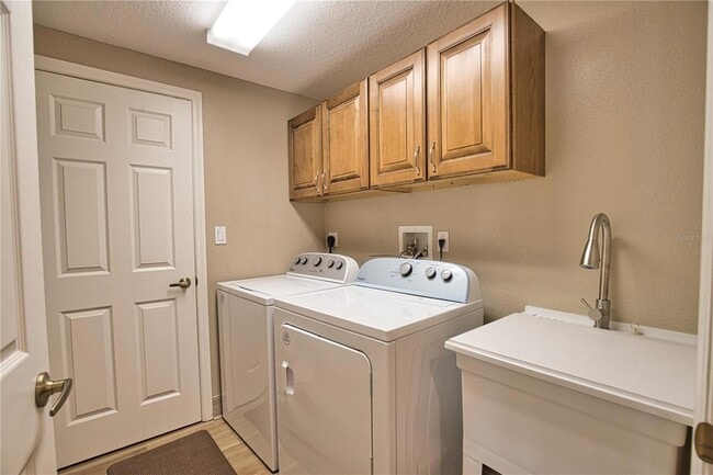Building Photo - 5100 Jessie Harbor Dr