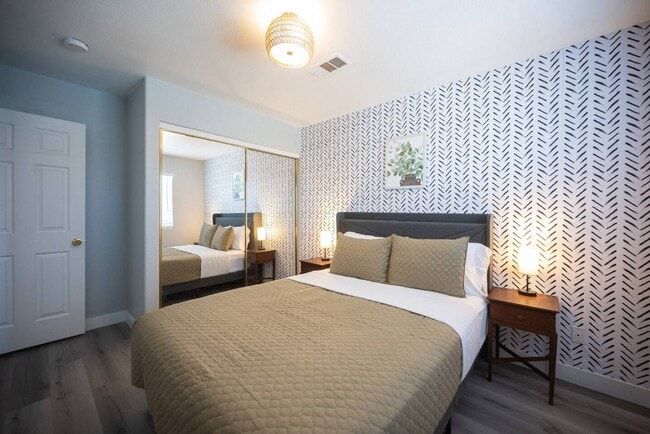 Building Photo - 8322 Montgomery St