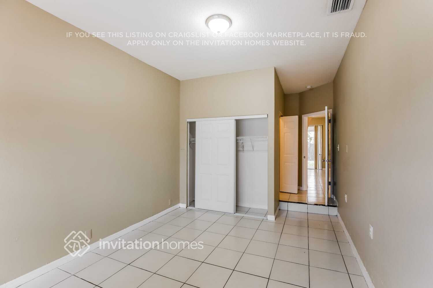 Building Photo - 16880 SW 141st Ct