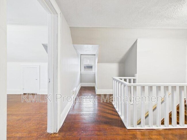 Building Photo - 973 Harrison Ave