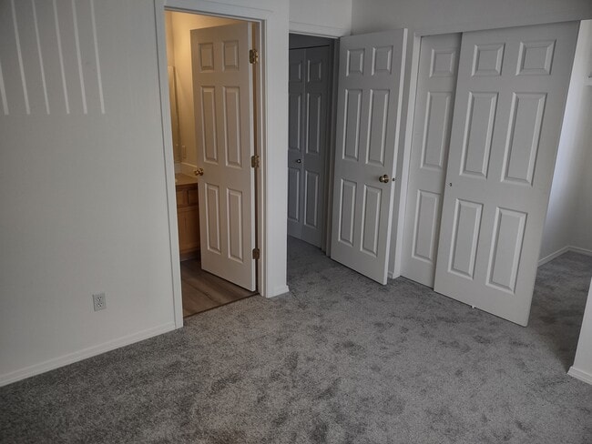 Building Photo - 4838 N Orchid Ln