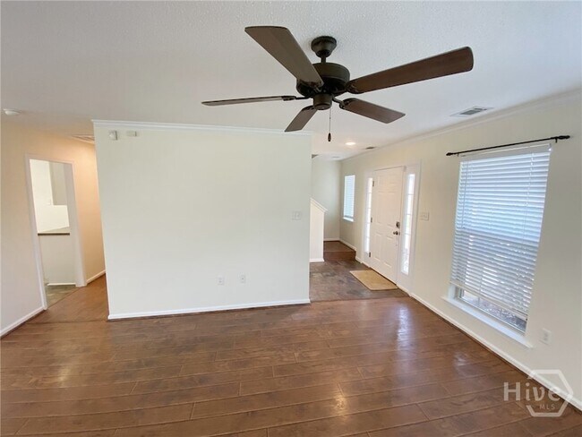 Building Photo - 205 Salt Landing Cir