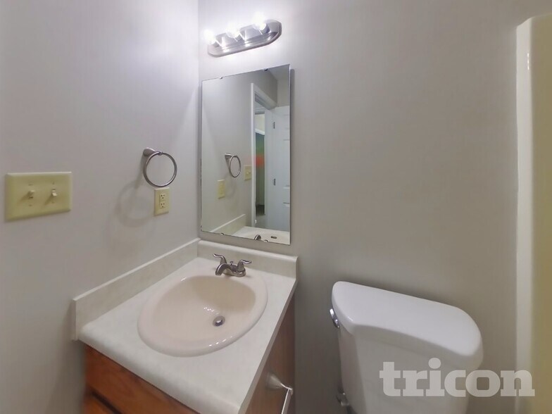 Building Photo - 7852 Grand Gulch Dr