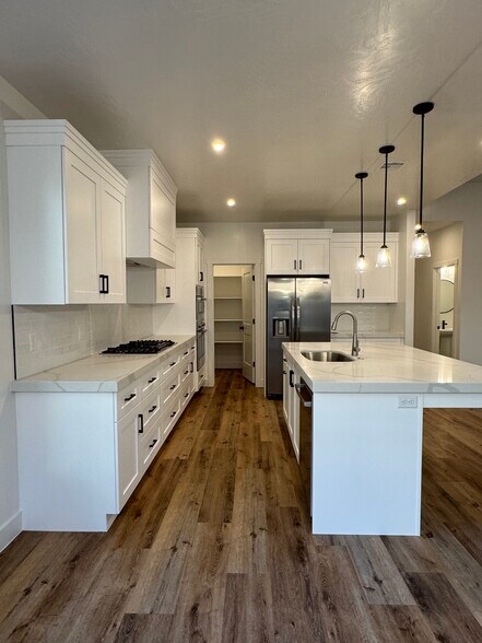 Building Photo - 1603 E Dihedral Dr