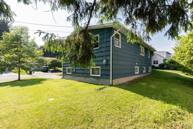 Building Photo - 110 Wolcott Terrace