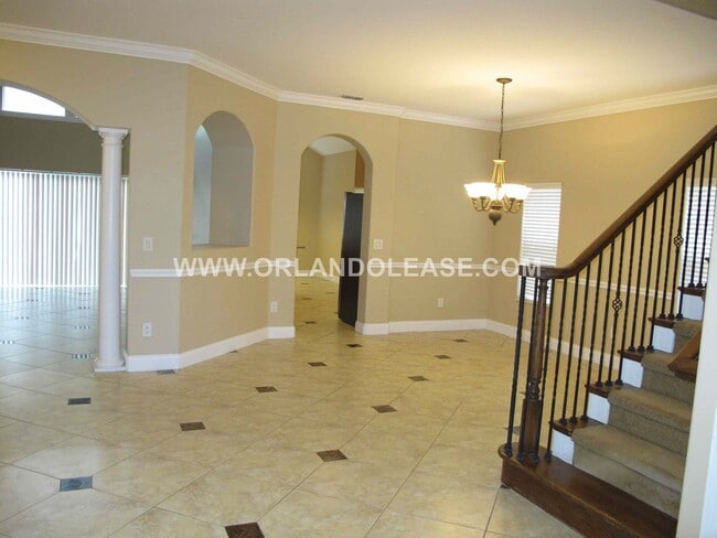 Building Photo - Spacious 4 Bed / 3.5 Bath Home in Gated Toscana