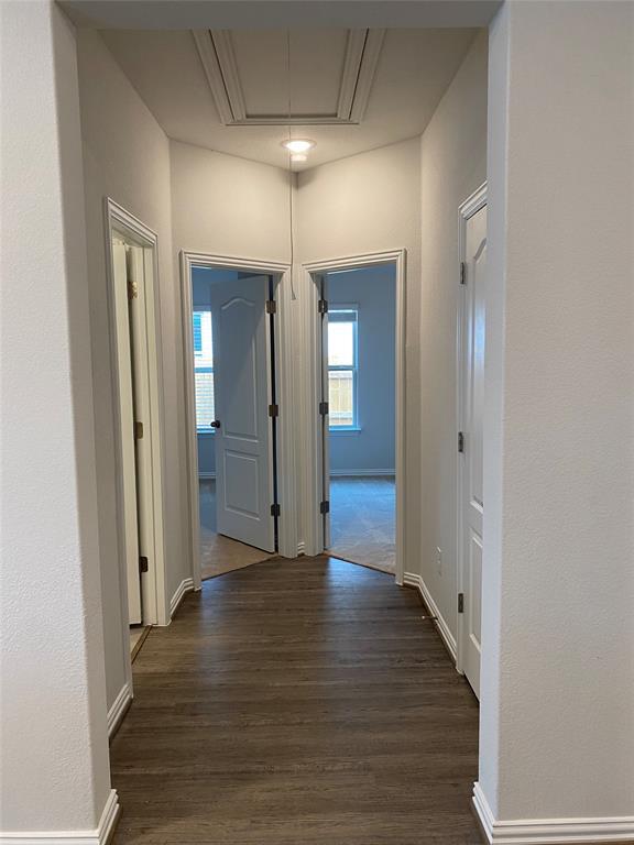 Building Photo - 655 Windbrook Dr