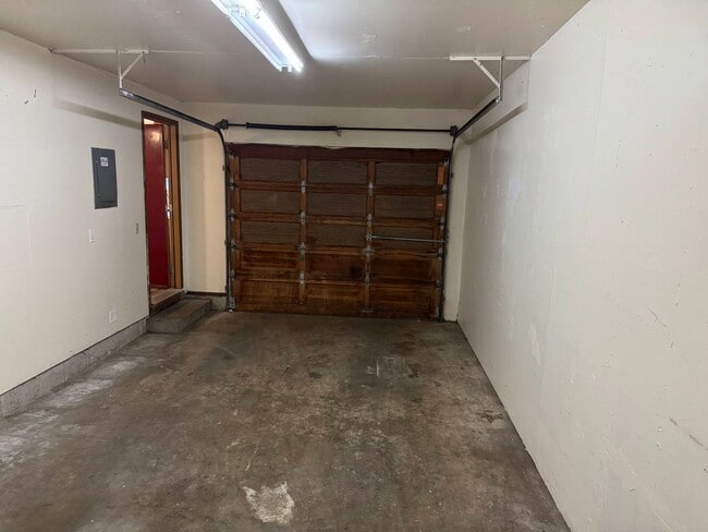 Building Photo - 2 Bedroom in Junction City