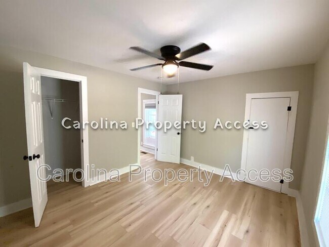 Building Photo - 2928 Evans Rd