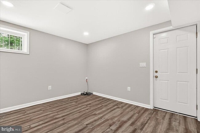 Building Photo - 11905 Hunters Ln