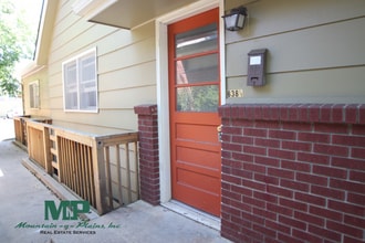 Building Photo - 638 1/2 S Meldrum St