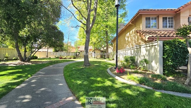 Building Photo - Gated American River Canyon North Home | 4BR / 3BA | 2,455 SF