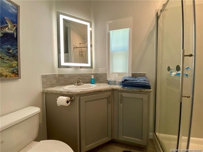 Building Photo - 43 NE Nautical Dr