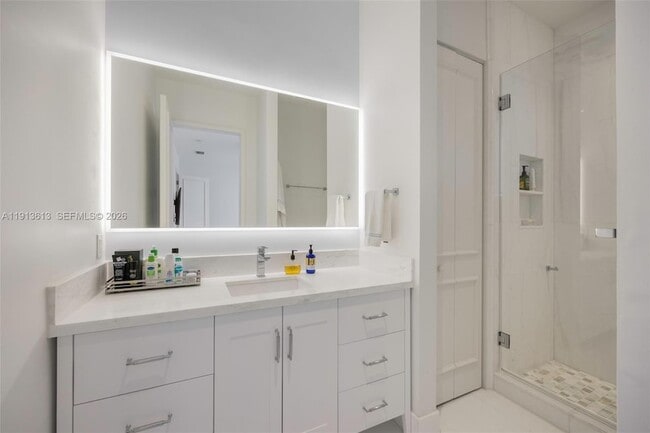 Building Photo - 2760 Brickell Ct