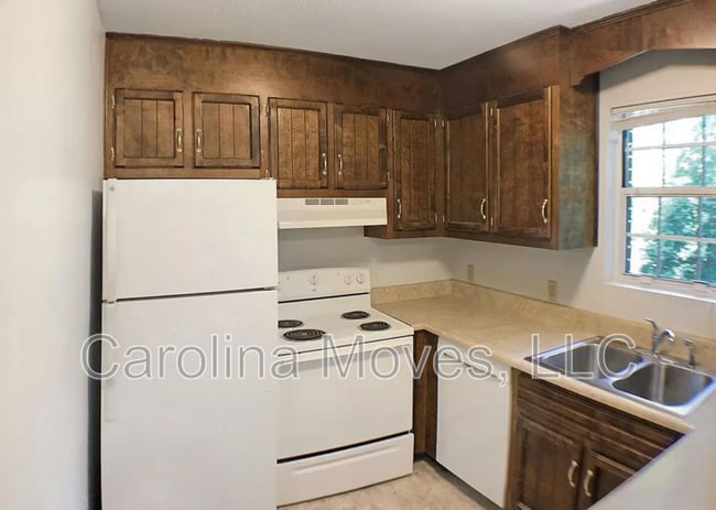 Building Photo - 8 St Mark Rd