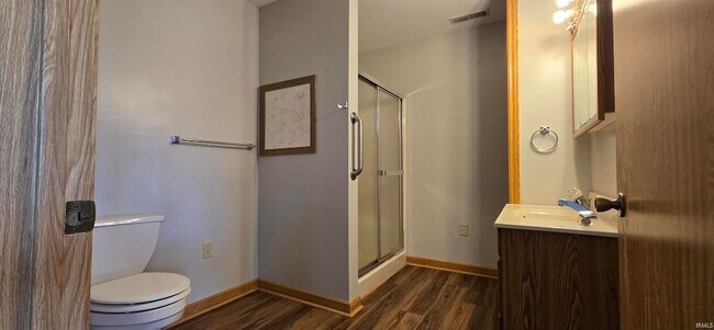 Building Photo - 115 Marcus Dr