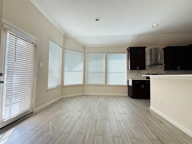 Building Photo - 5222 Hanneck Valley Ln