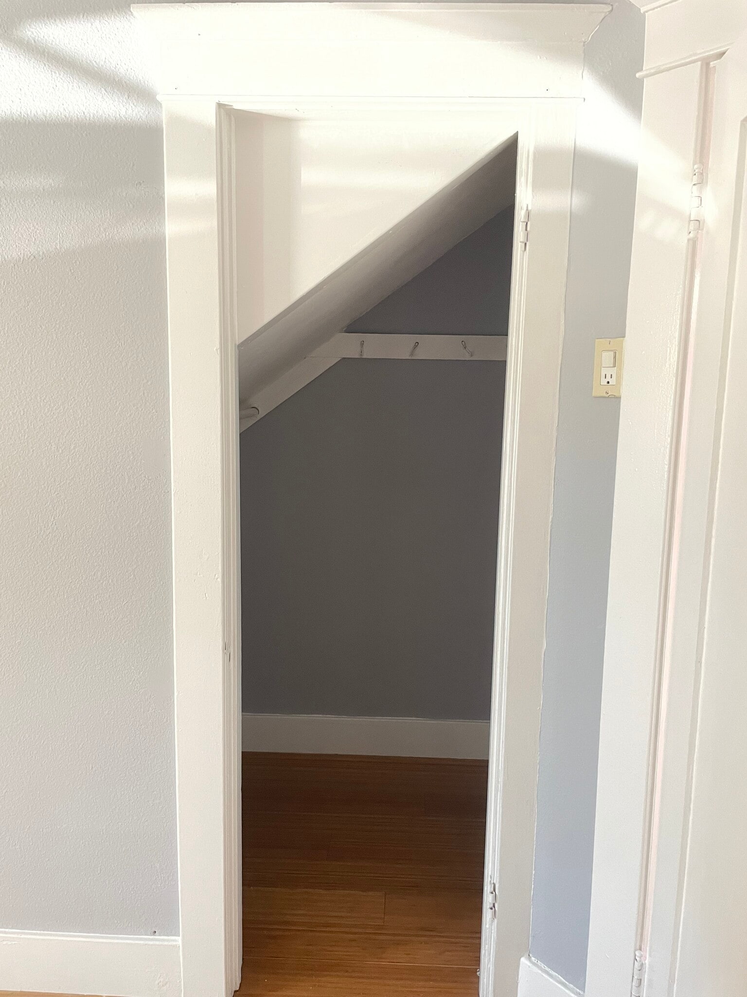 closet - 1922 E 4th St