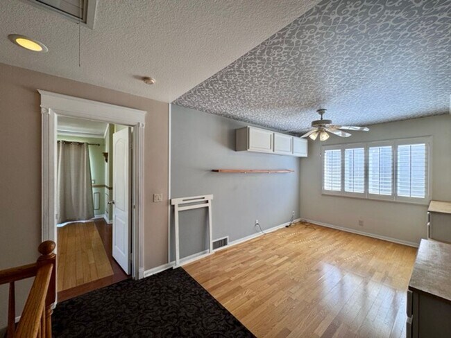 Building Photo - Spacious 5 Bedroom Home in Menifee Lakes with a 3 Car Garage for Lease!