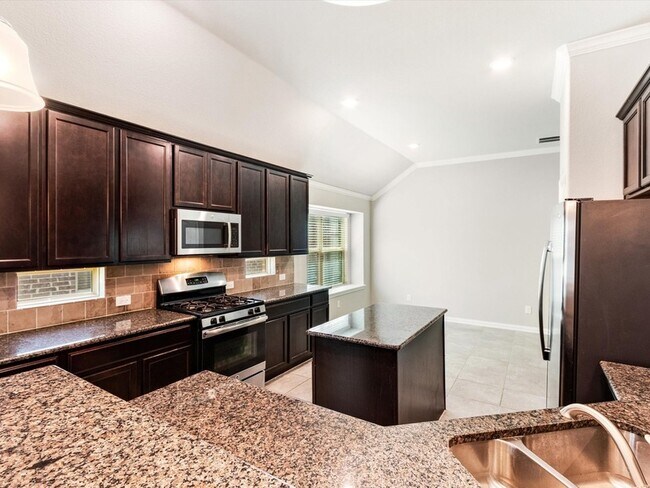 Building Photo - 16609 Spence Park Ln