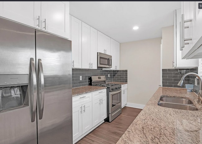 Building Photo - 1808 Belford Dr