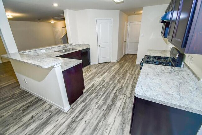 Building Photo - 2226 Fishing Stone